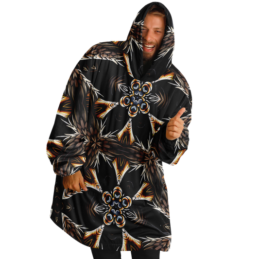 Men's Geometric Black & Gold Kaleidoscope Print Snug Hoodie